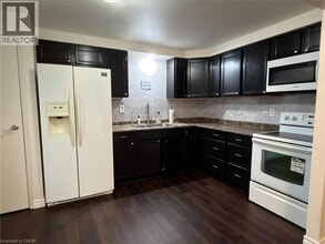 Building Photo - 44 Frobisher Ct