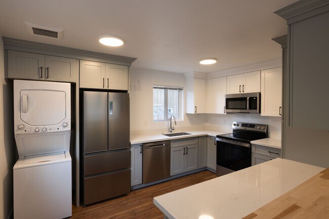 Foto del edificio - 723 29th Ave S
