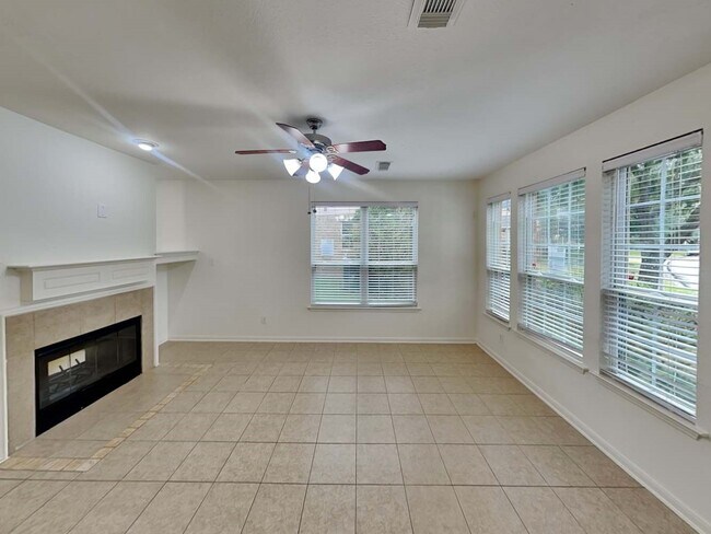 Foto del edificio - 17247 Marquette Point Ln