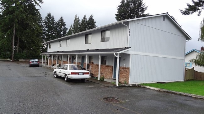 Building Photo - 4808 72nd Dr NE