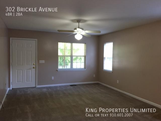 Foto del edificio - 302 Brickle Ave
