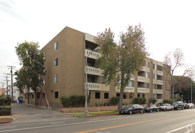 Ocean Palisades - 801 2nd Street