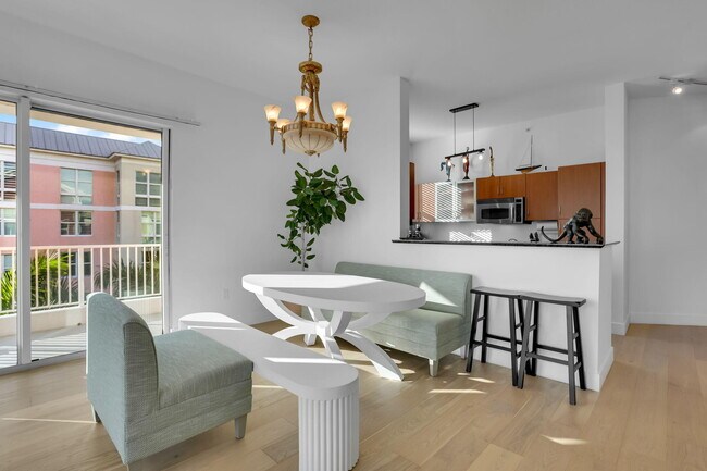 Foto del edificio - 806 E Windward Way