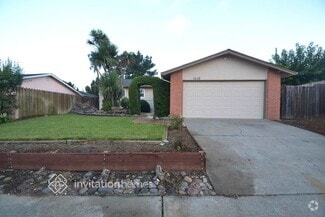 Building Photo - 1110 Loyola Way