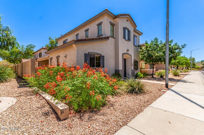 Foto del edificio - 22075 N 103rd Ln