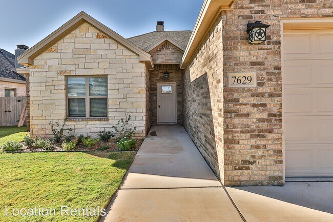 Foto del edificio - 3 br, 2 bath House - 7629 87th Street