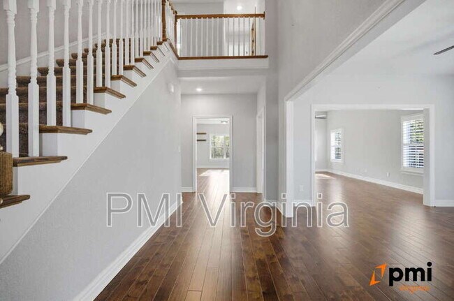 Foto del edificio - 220 Stubbs Dr