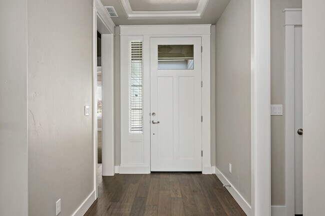 Building Photo - 3565 E Kalinga Ln