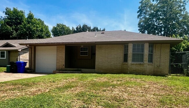 Building Photo - Very nice 3 bed 2 bath home - 1 mile from OU.