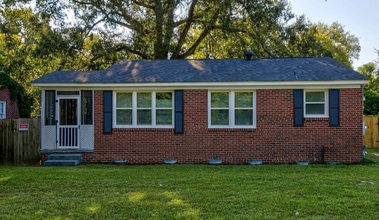 Building Photo - 1723 Frink St