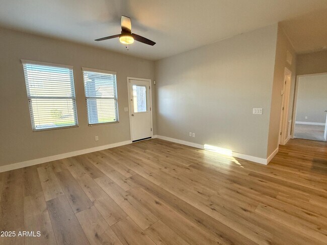 Building Photo - 2720 E Omega Dr