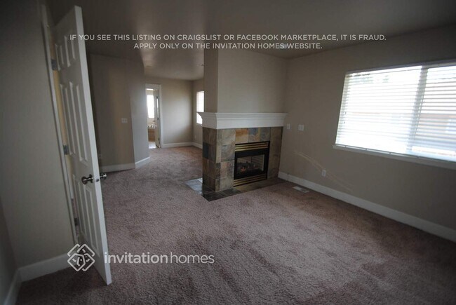 Building Photo - 28315 143rd Pl SE