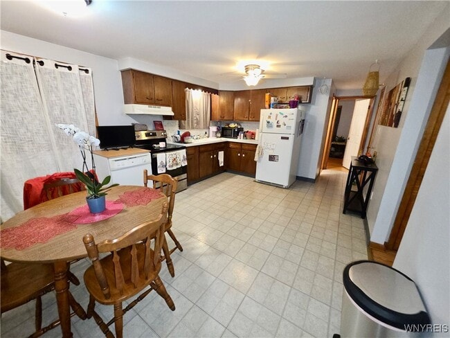 Foto del edificio - 47 Tussing Ln