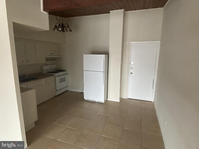 Building Photo - 7302 Riggs Rd