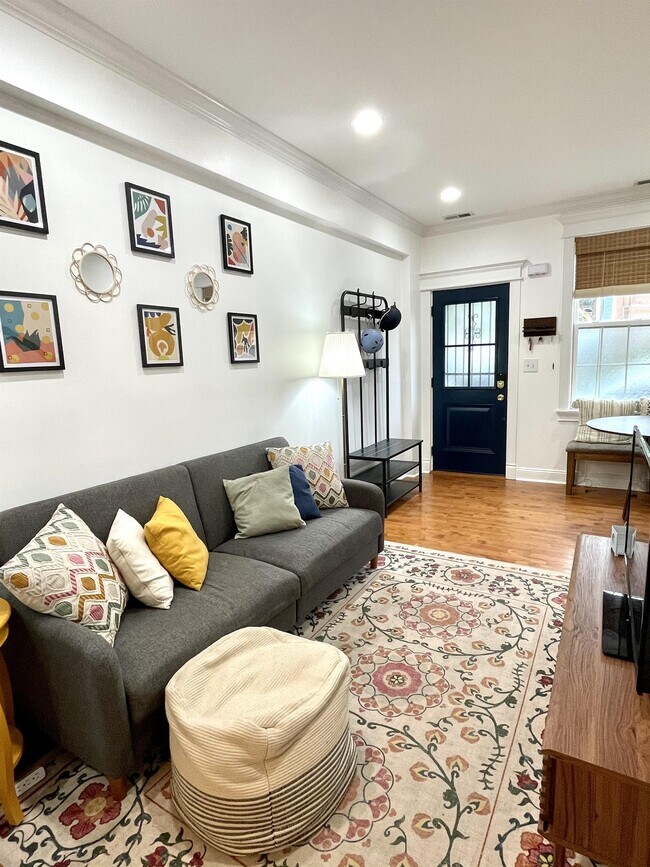 Foto del edificio - 1656 Kramer St NE