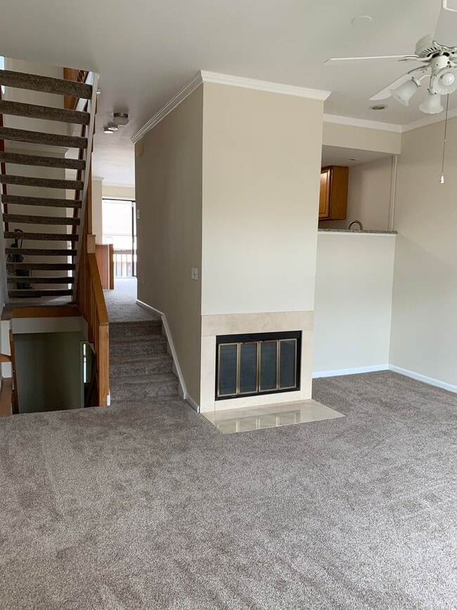 Building Photo - 2 bedroom, 2.5 bath townhome in Pike Creek