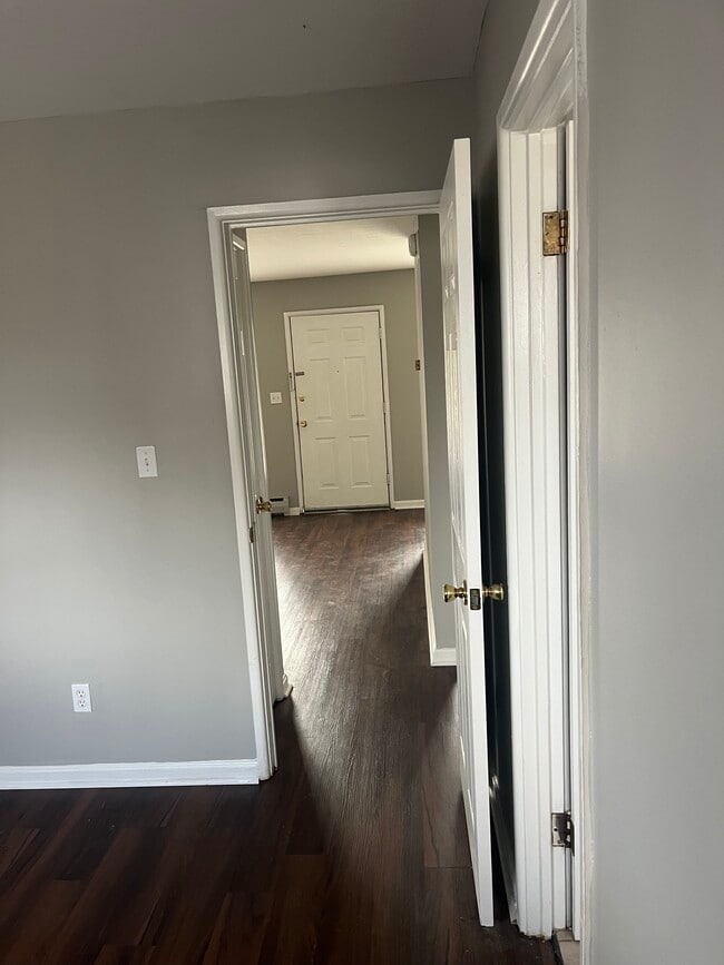 Building Photo - Grandview Apartments