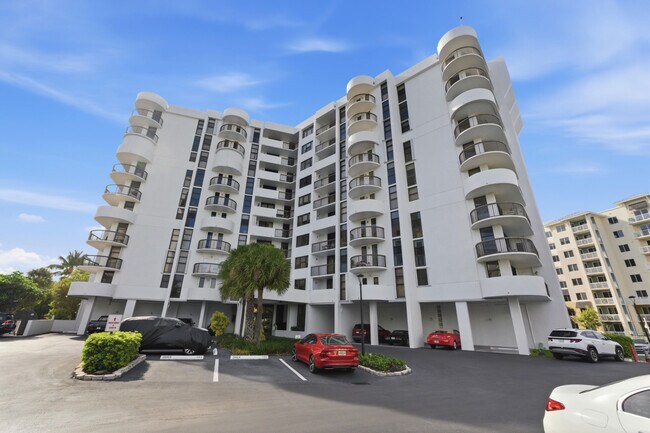 Foto del edificio - 1361 S Ocean Blvd