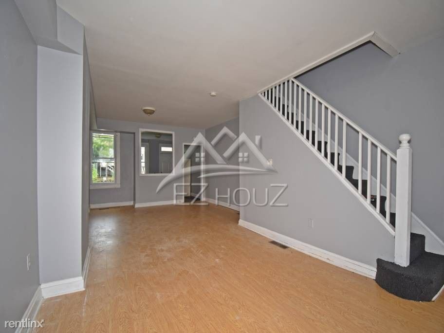Primary Photo - 3 br, 1 bath Apartment - 2823 Pelham Ave