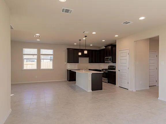 Foto del edificio - 229 Gray Wolf Dr