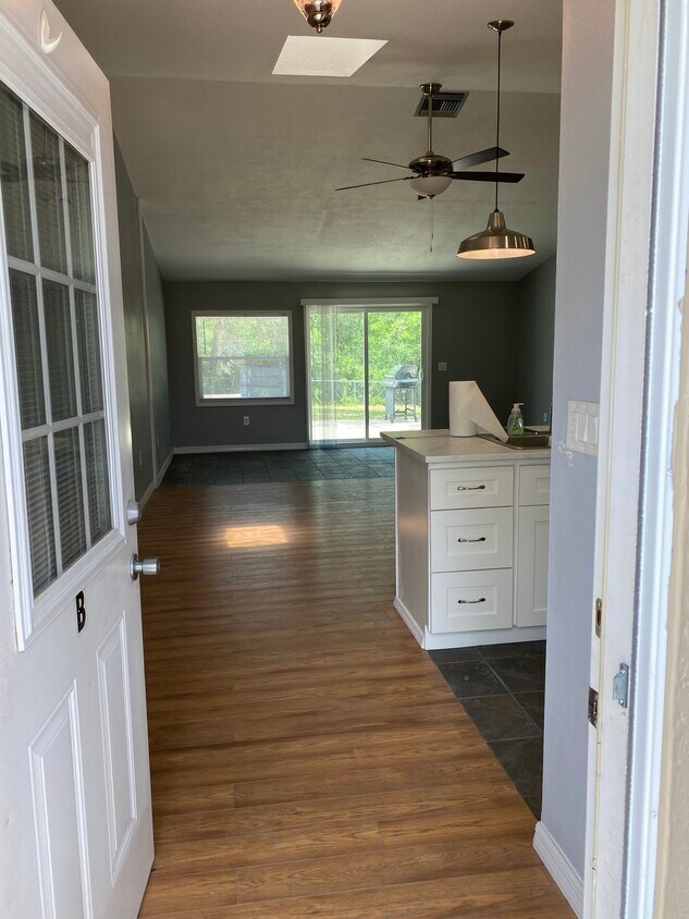 Foto principal - 3515 E Theresa Ln