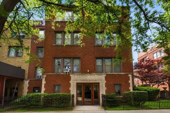 Building Photo - 1319 W Addison St