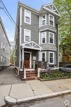 Building Photo - 128 Chestnut St
