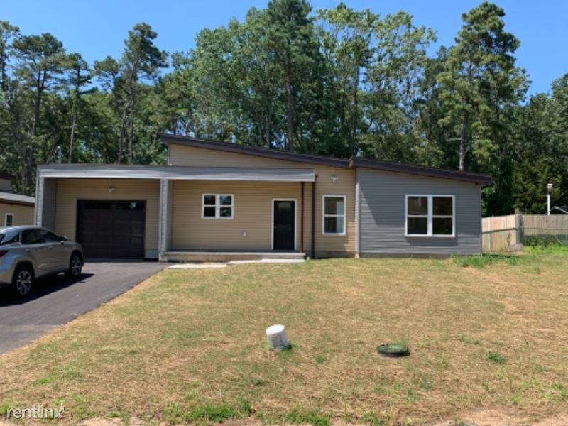 Primary Photo - 4 br, 2 bath House - 113 Split Rock Road