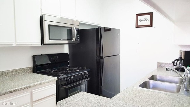 Building Photo - 1 br, 1 bath - 1516 17th St