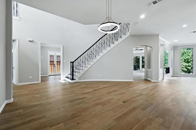 Foto del edificio - 8220 Misty Shores Ln