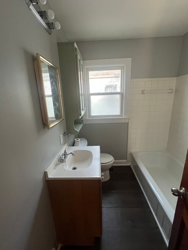 Foto del edificio - Beautiful 3 bedroom house in Louisville!