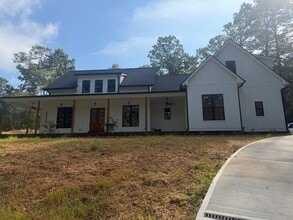 Building Photo - 1601 Old Lost Mountain Rd