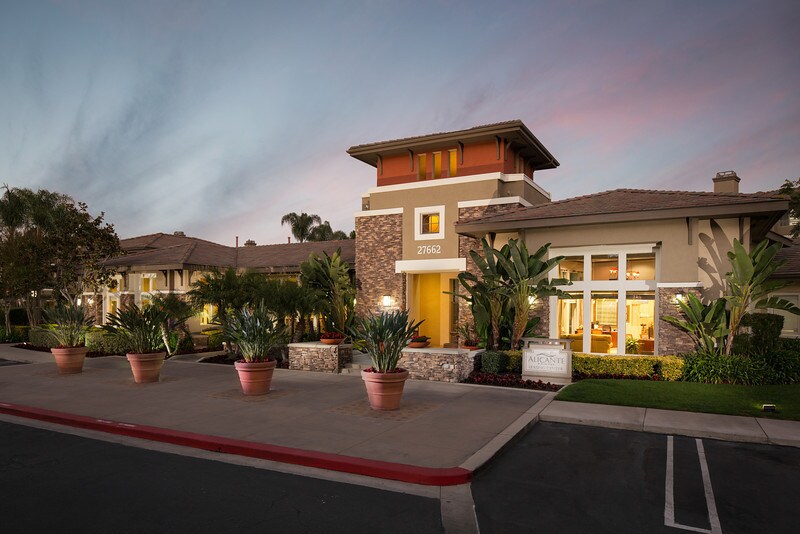 Alicante Apartments In Aliso Viejo Ca Westside Rentals