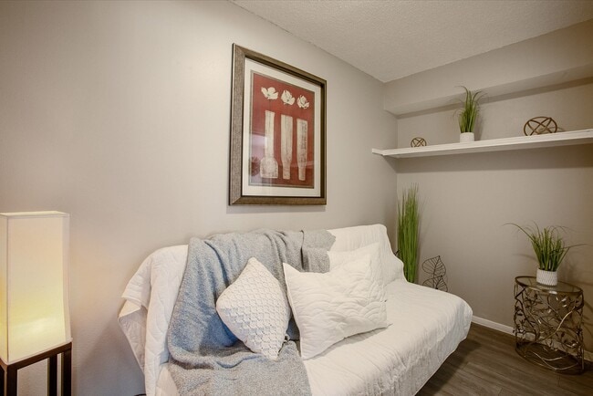 Building Photo - Encanto Lofts Apartments