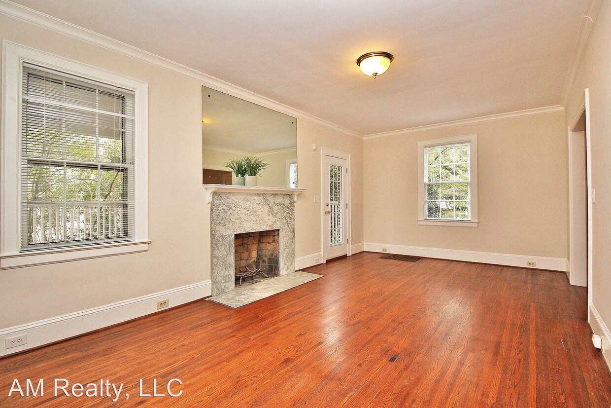 Primary Photo - 3 br, 1.5 bath House - 2714 Selwyn Avenue
