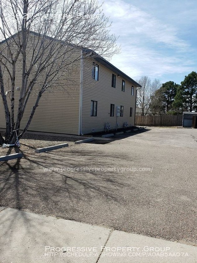 6827 Western Pl, Colorado Springs, CO 80915 Condo for Rent in