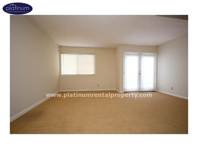 Building Photo - 63 Sandalwood Cir
