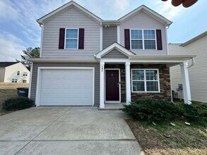 Building Photo - 597 Bloomover St