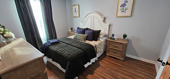 Interior Photo - The Overlook