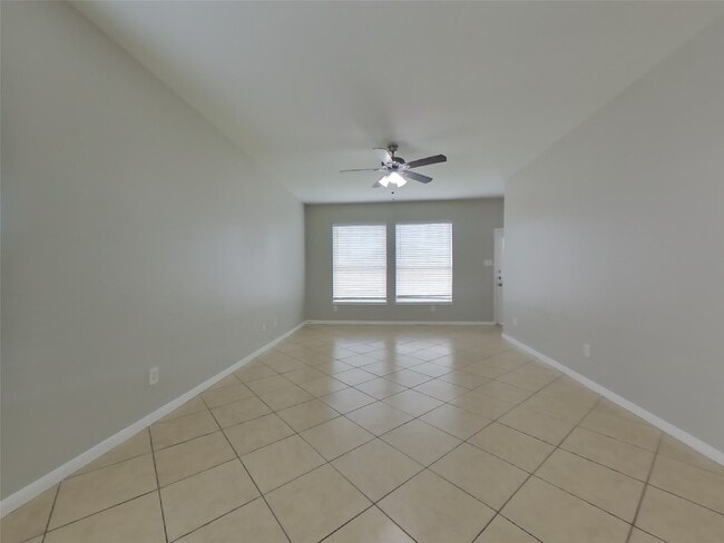 Building Photo - 21147 Sprouse Cir