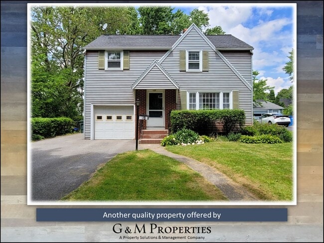 Building Photo - 3-Bedroom Single-Family - Walk to Strong/UofR!