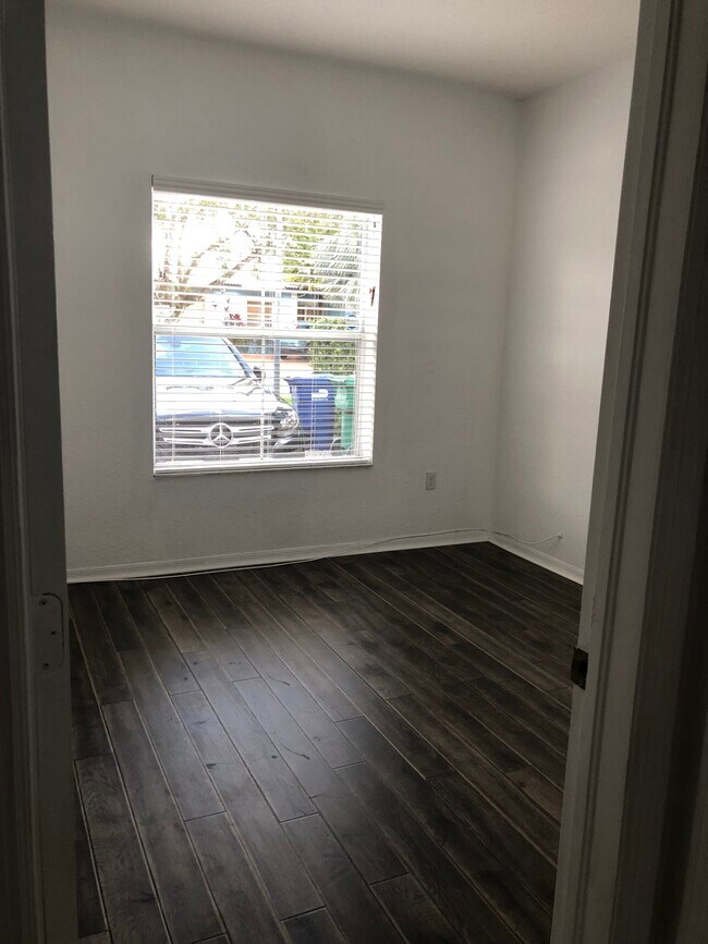 Foto del edificio - 8894 NW 168th St