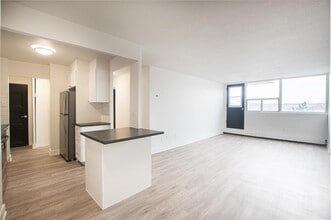 Building Photo - 59 Concession Street