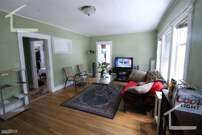Building Photo - 5 br, 2 bath Apartment - 16 Priscilla Rd # 2Q