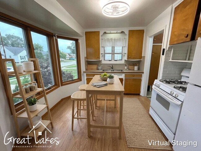 Foto del edificio - 16206 Forest Ave