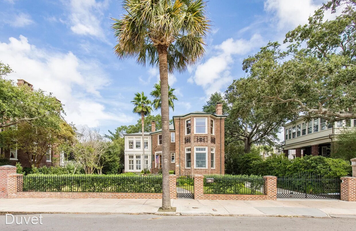 Foto del edificio - 72 Murray Blvd