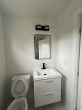 Building Photo - 50 N Hampton Rd