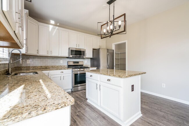 Foto del edificio - 165 Butternut Pass