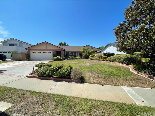 Primary Photo - 2120 Chevy Chase Dr