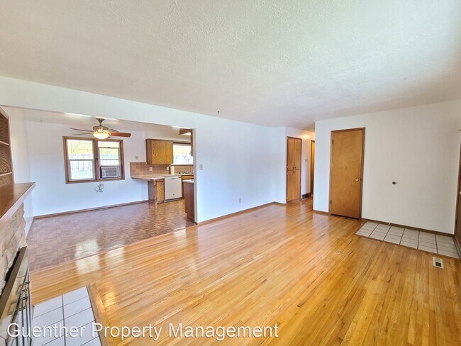 Foto del edificio - 3 br, 2 bath House - 1215 W Woodside Pl
